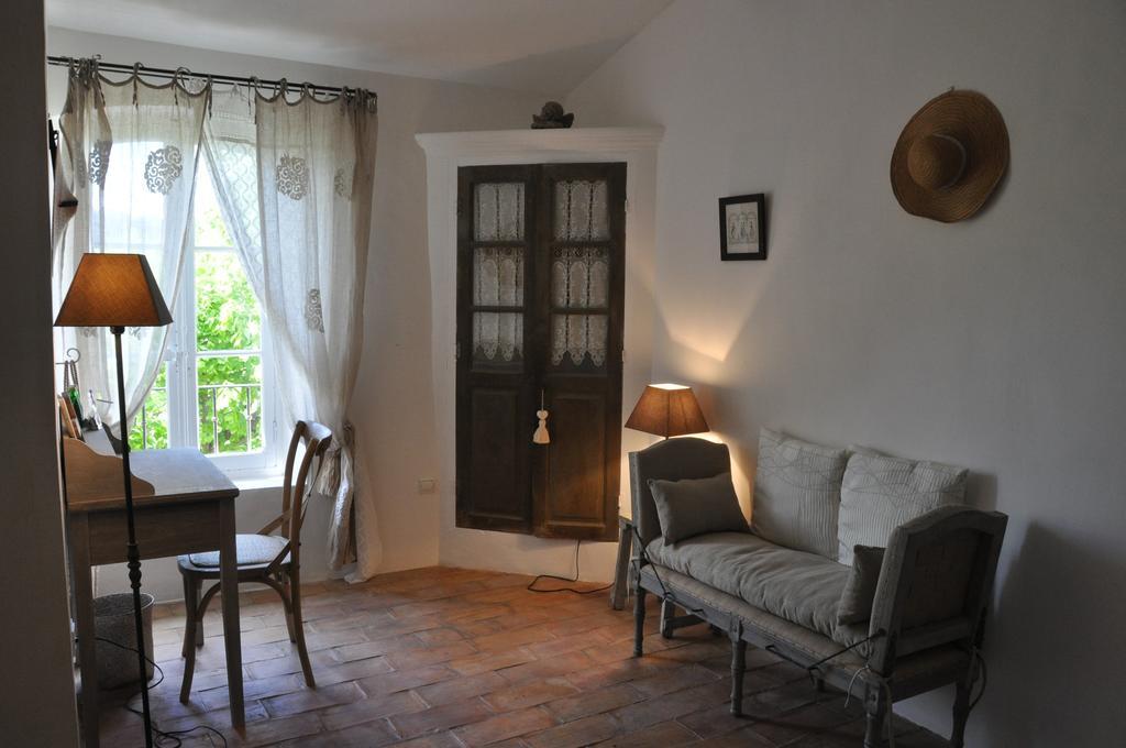 Le Mas En Provence Entrechaux Exterior photo